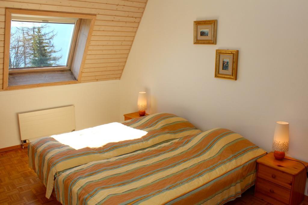 Residences Du Chamossaire Лезен Стая снимка