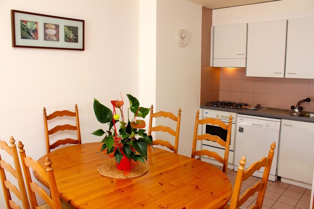 Residences Du Chamossaire Лезен Екстериор снимка